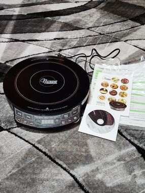 NUWAVE PRECISION INDUCTION ENERGY-EFFICIENT COOKTOP COMPACT & PORTABILITY ✈️